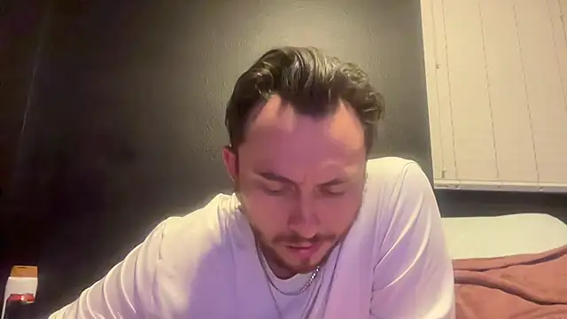 hungandcloudy Live XXX Chat