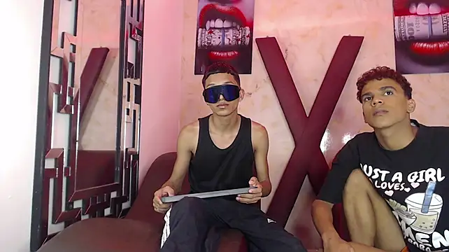RED_ZONE_BOYS Live XXX-chat