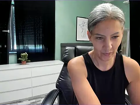 LexxxyDiamond Live XXX-chat