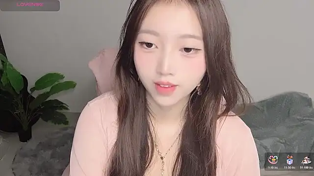 yukiyyuu44 Chat XXX live