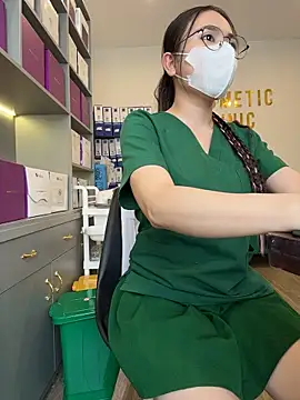 secretly_masturbating 网络视讯表演