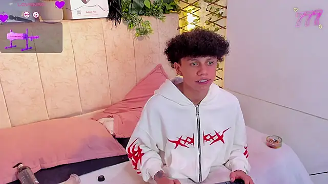 _taylor_black's Live XXX Chat