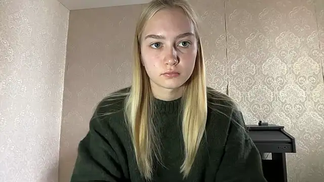 blondegirl2026: онлайн-секс-чат