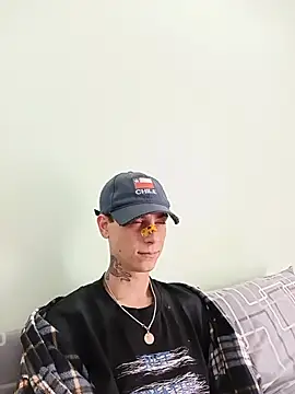Pro100yy Chat XXX live