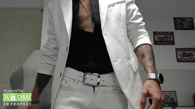 Rustynf1tz_ Chat XXX live