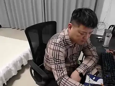 zhang1118 Live XXX-Chat
