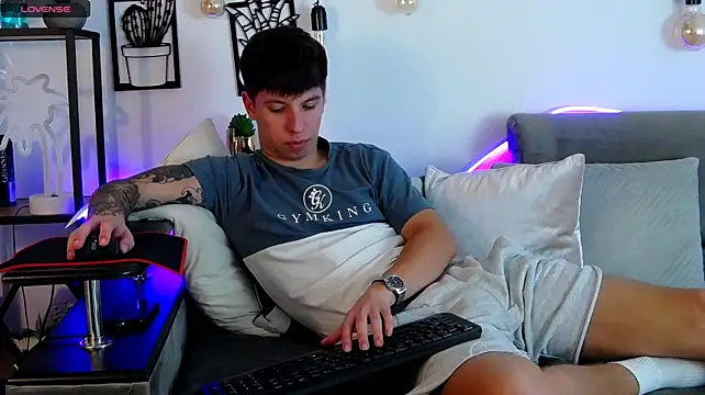 ThomasEdisonn live XXX chat