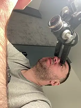 XXX chat uživo modela DorianJeday