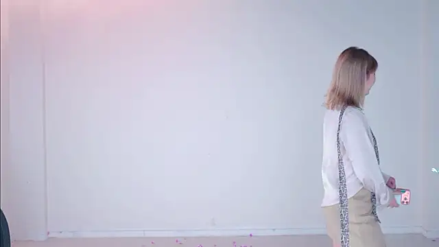 IVE-111n Live XXX chat