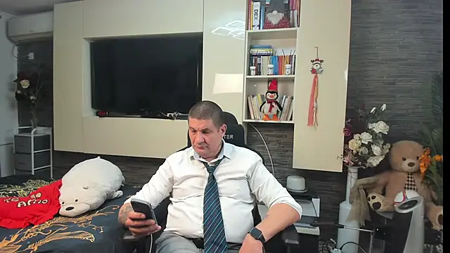 SpartacusDaddy48 – Naživo XXX chat