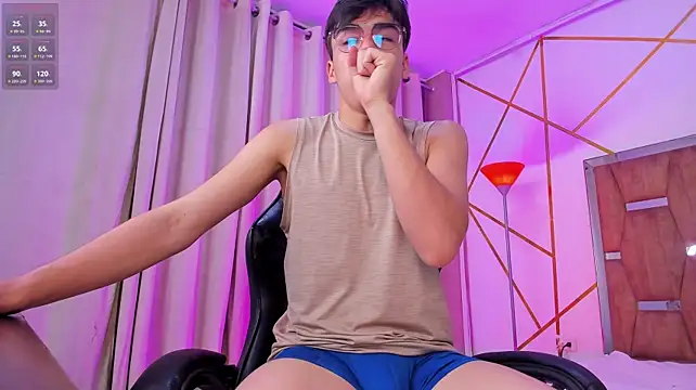 Gerony_ Chat XXX in diretta