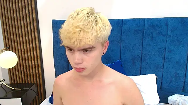 XXX chat uživo modela Ian_Stone