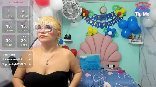 Živý XXX chat noelia_milf19