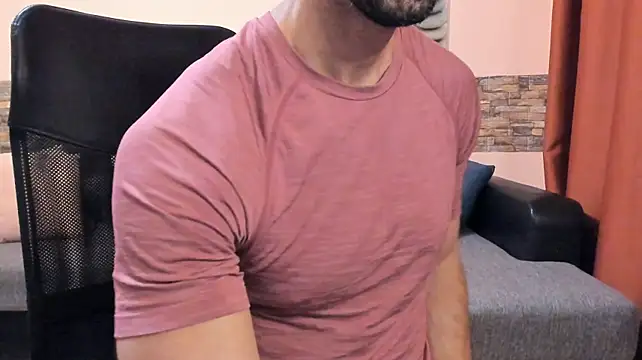 HotHunkTrainer Chat XXX live