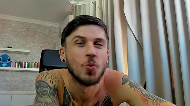 Živý XXX chat JonahShaw