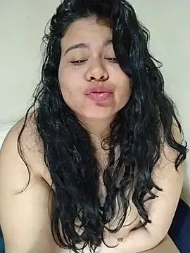 ttania_golden_'s Live XXX Chat