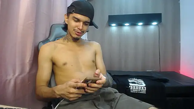 Tayson_Hot live XXX chat