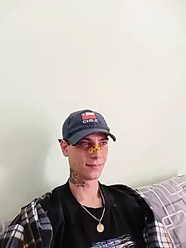 Pro100yy 现场XXX聊天