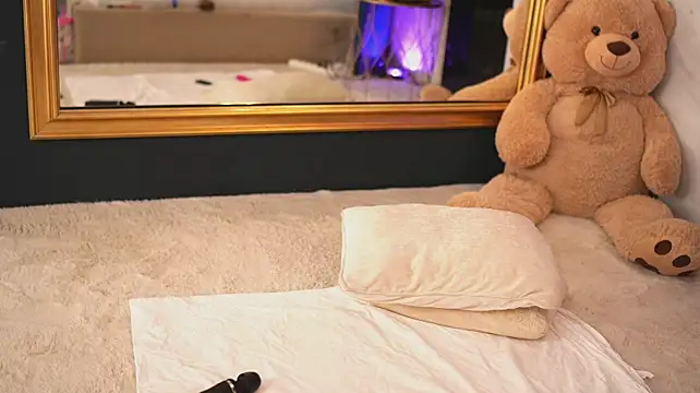 BlancheLuxe Chat XXX live