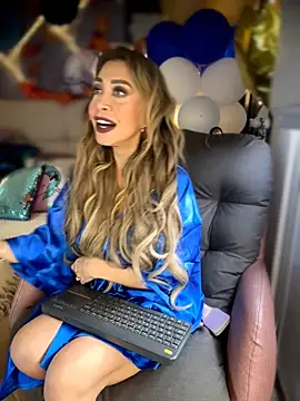 EvelinaGrey - MAKE ME DRINK BEER WHILE I MASTURBATE🍻