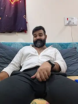 Fun_Guuy Chat XXX live