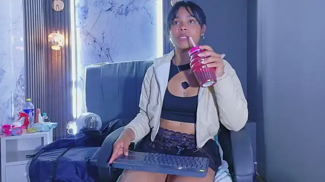 Kristall_06's Live XXX Chat