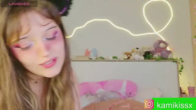 KamiKiss' Live XXX Chat