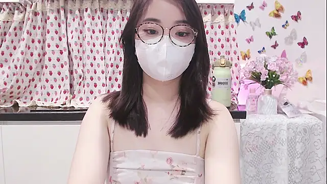 Rinasaki Adlı Modelin Canlı XXX Sohbeti