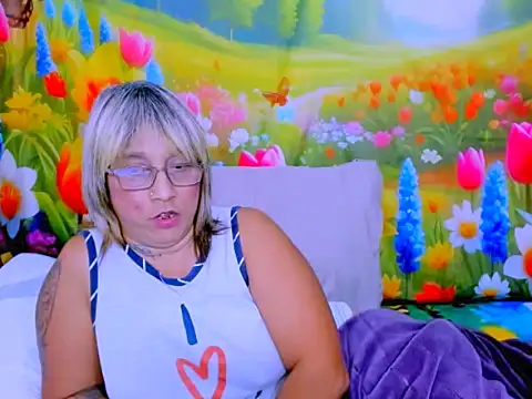 دردشة indianroxy الجنسية المباشرة