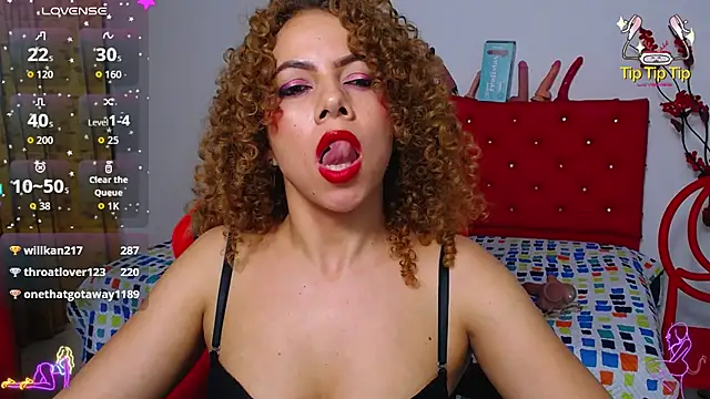Thalia_mills19 - flass boobs