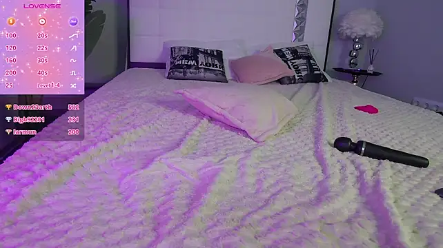 KimberlyWells - jump until the boobs fall out🥵🥵💕
