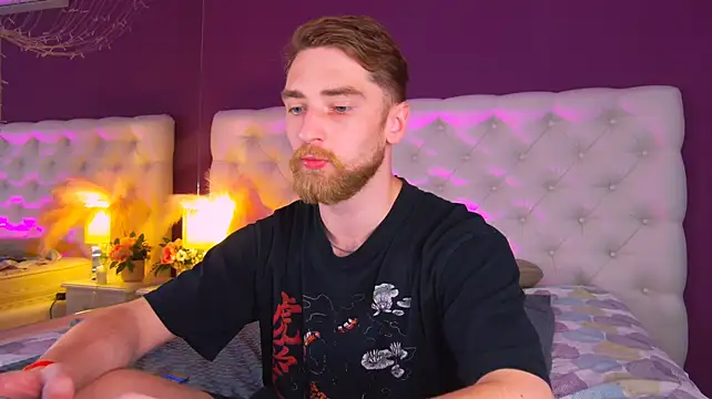 Dexter_Raze élő XXX-chatje