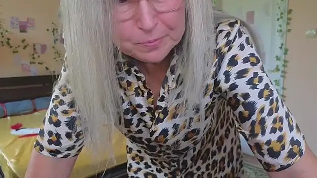 Wane_Witch Adlı Modelin Canlı XXX Sohbeti