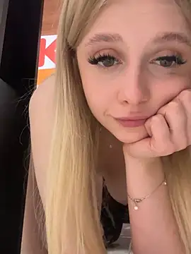 XXX chat uživo modela SiaLater