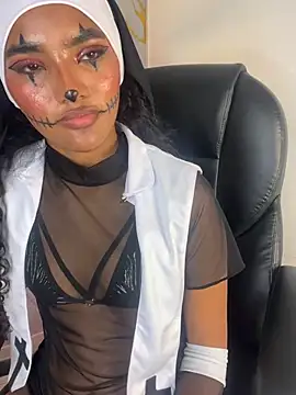 ScarlettRooseX - Two finger in my pussy