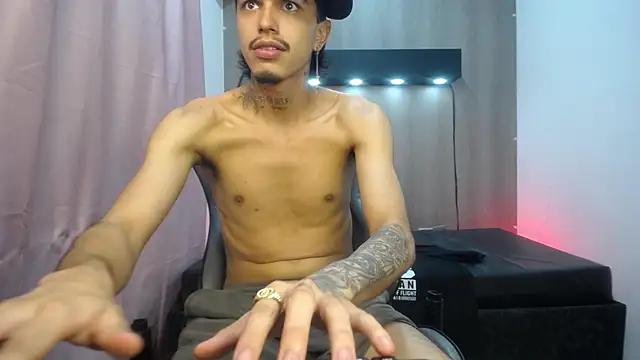 Онлайн чат XXX Tayson_Hot