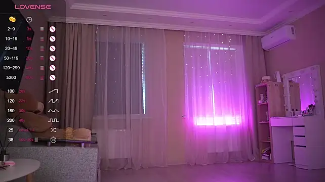 Bananalizzy Chat XXX live