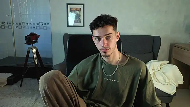 Chat +18 de KaydenDrew ao vivo