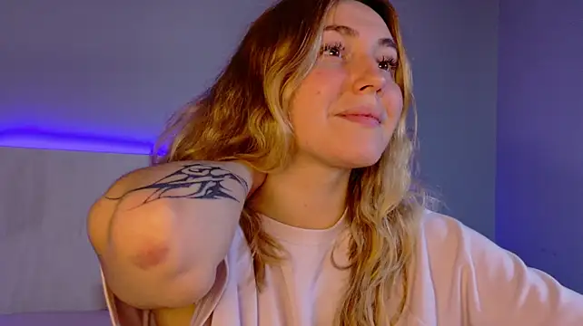 Czat XXX na żywo – LunaXBaddie