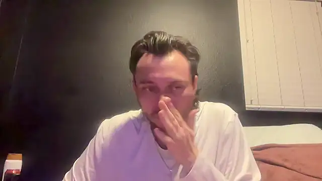 hungandcloudy Chat XXX live