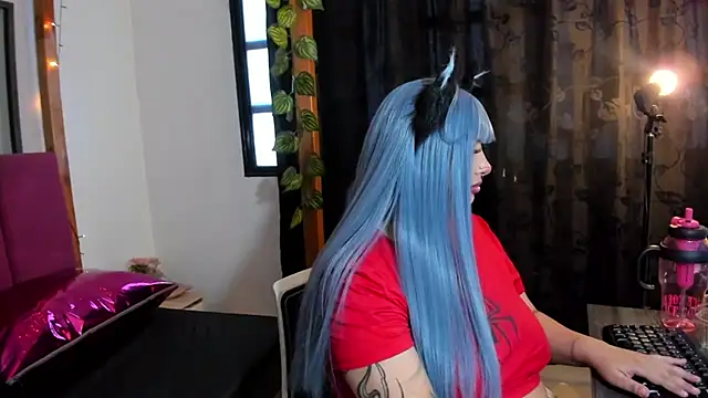 lussyevans24's Live XXX Chat