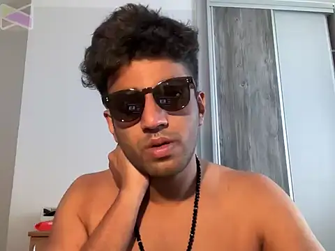 Wirefoxboy6767 Show in webcam