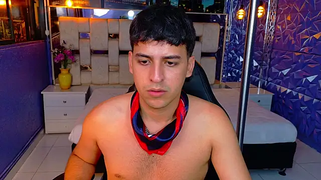 Chat +18 de ian_sprouse ao vivo