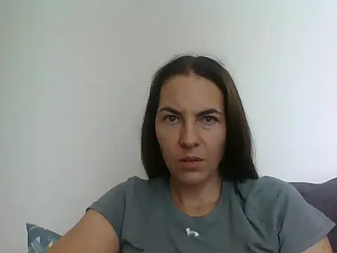 Chat XXX ao vivo de Lavonira