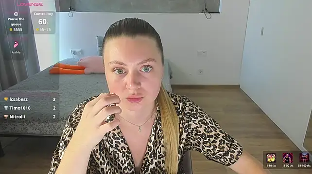 Kitkatvel's Live XXX Chat