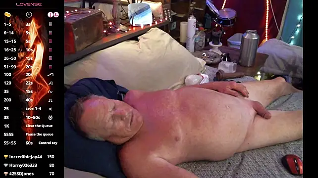 XXX chat uživo modela Pussyeat2please