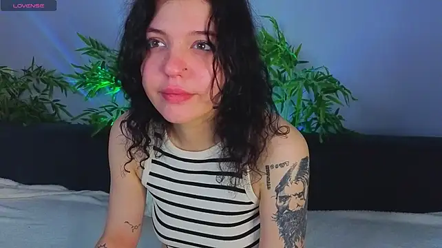 LucettaAnselmo - play pussy in panties