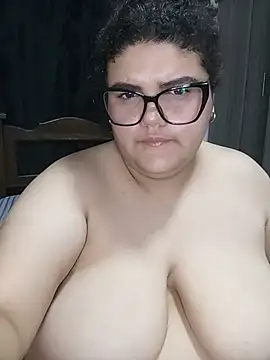 Alaia99's Live XXX Chat