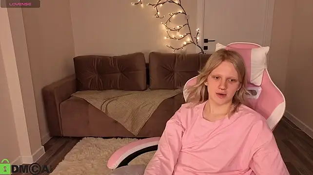 دردشة Lilly_Jhonass الجنسية المباشرة