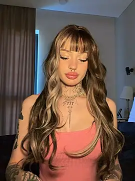 madelinexx's Live XXX Chat